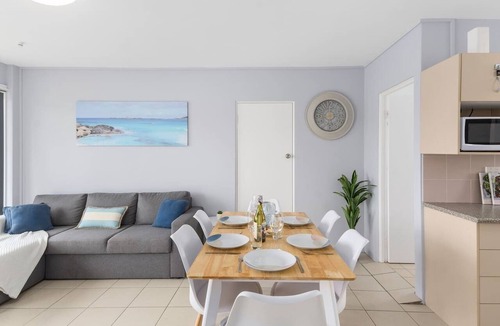 Towradgi Apartment | Beachside Escape A Breezy Waterfront Family Abode