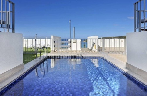 Manly Apartment | Beachside Paradise - Ocean Views, Central Position