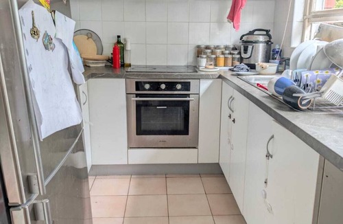 Sans Souci Apartment | Beachside Summer Stay – Ground Floor Apartment (Family Friendly)