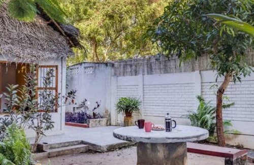 Kalapettai House | Beatrice Villa on Serenity Beach, 4BHK | PVB