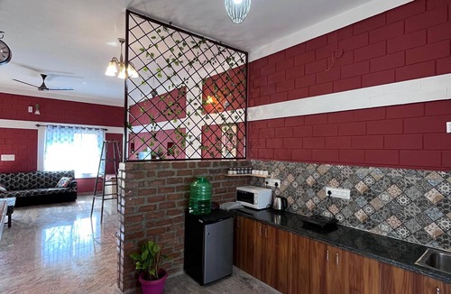Chikkaballapur Villa | Beautifully designed Earthern home situated at the base of Skandagiri hills.