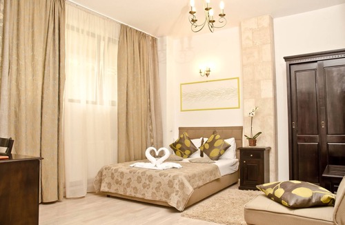 Iasi Hotel | Belleville