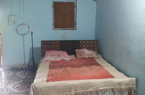 Junnar House | Best Farmhouse for Tourist stay.Mountain view,Cave,waterfall,fort,wildlife place
