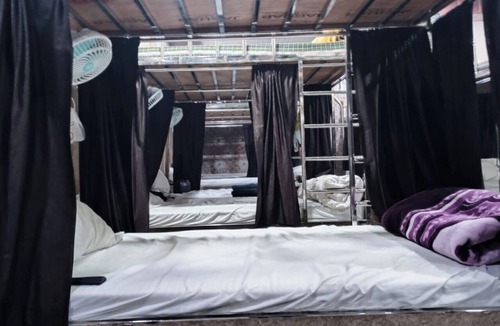 Jhansi Hotel | best hotel with AC in charming Jhansi near Railway station