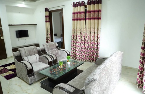 Sirasu House | Best Property In Rishikesh