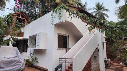 Ratnagiri Villa | Bhatye Beach Resort Retreat