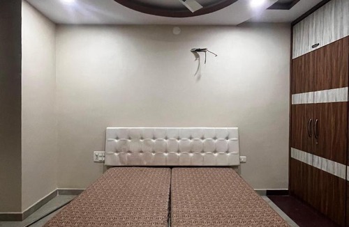 Gayariawas Hotel | Bhavyam Palace A Luxury AC Homestay