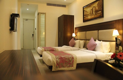 Sikandra Hotel | Bhawna Clarks Inn - Agra