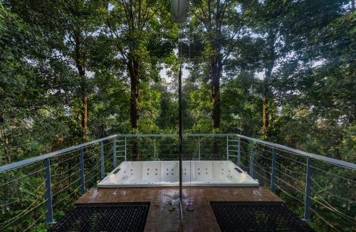 Chikkamagaluru Other | Birds Eye Estate- Mirror House