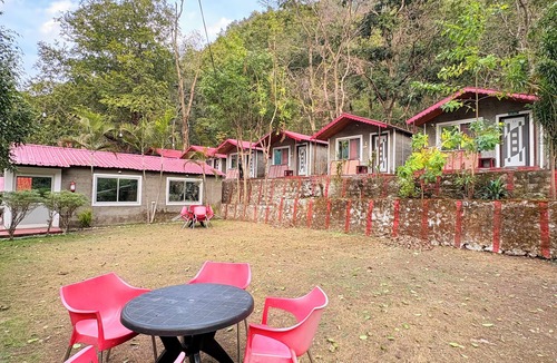 Taliyal Gaon Hotel | Birds the Jungle Retreat