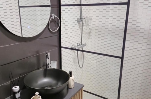 Drobeta-Turnu Severin Apartment | Bizi House Accommodation 2