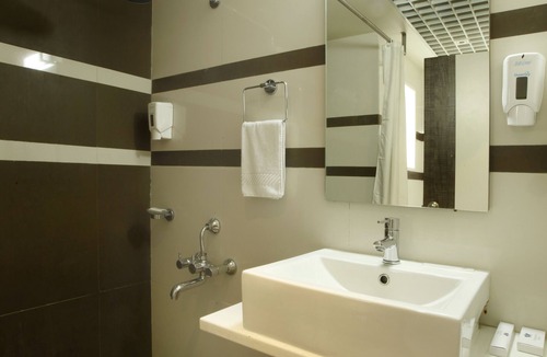 Phase 1 Hotel | Bizz Tamanna Hotel Hinjawadi, Pune