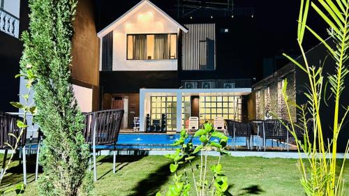 Udaipur Villa | Black Rose 5 BHK Premium Luxurious villa