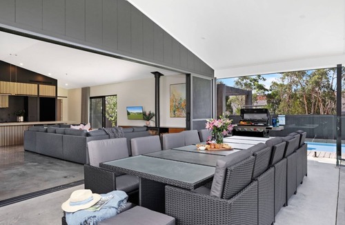 Willow Vale House | Blackwood Manor - timeless memories for unforgettable family or group getaways.