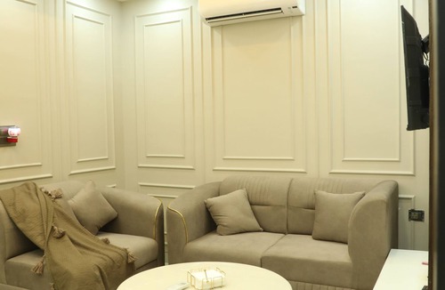 Old Rajinder Nagar Apartment | Blissful Rest A Luxury Apartment Home Away Home In Central Delhi