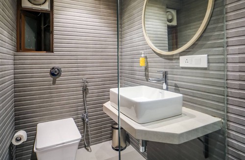 Juhu Hotel | Bloom Hotel Juhu
