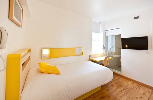 Indiranagar Hotel | Bloomrooms @ Indiranagar