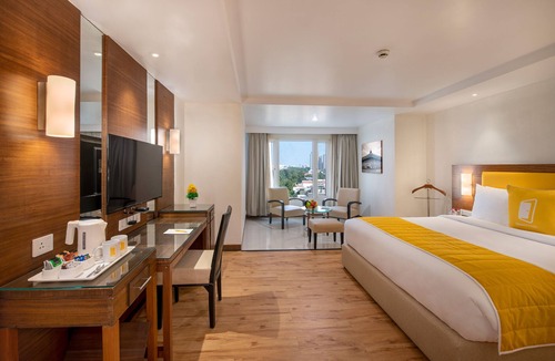 Thaltej Hotel | BloomSuites | Ahmedabad