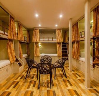 Sakinaka Hostel | Blossom Dormitory For Male and Female