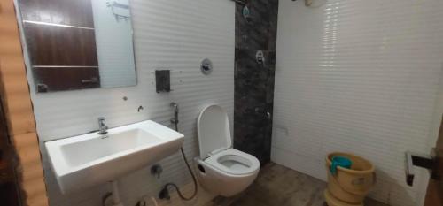 Bengaluru Hotel | Blossom Suites luxury hotel