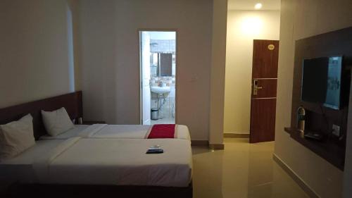 Bengaluru Hotel | Blossom Suites luxury hotel