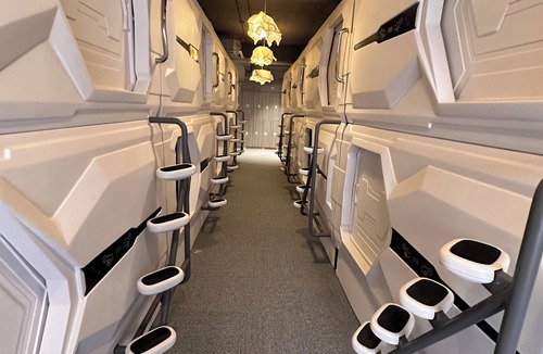 Brookefield Hotel | BLR Pods