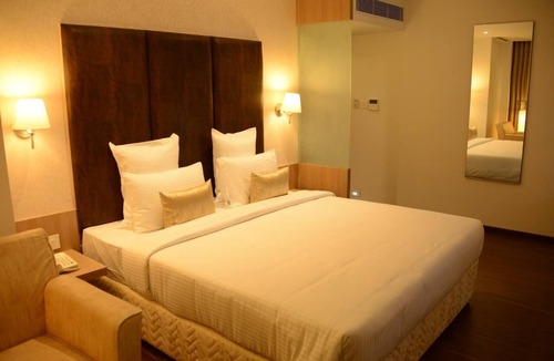 Anna Nagar Hotel | Blu Ivy Serene Serviced Apartments