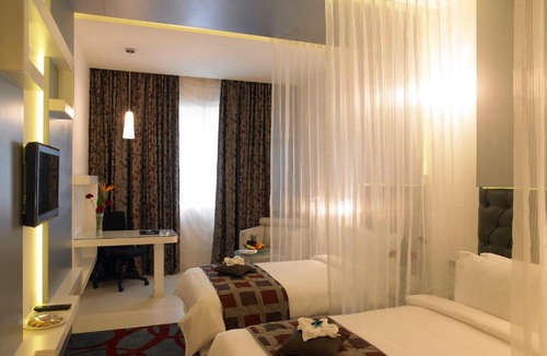 5th Block Hotel | Blu Petal - A Business Hotel