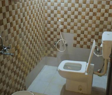 Jabalpur Apartment | Blue Beds Homestay, Exotic 2BHK AC House