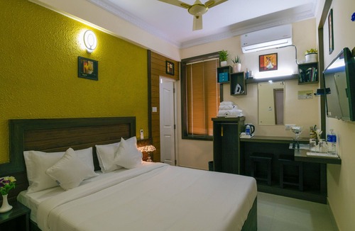 Alwaye Hotel | Blue Bell Airport Hotel