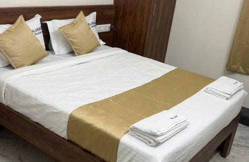 Yeshwanthpur Hotel | BLUE BELL Residency