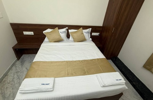 Yeshwanthpur Hotel | BLUE BELL Residency