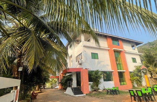 Dapoli House | Blue Diamond Dapoli