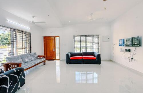 Mahabalipuram Beach House | Blue Dolphin Beach House - A Unit of Chola Resort Developer