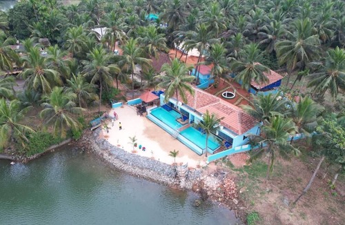 Inna House | Blue Lagoon Homestay