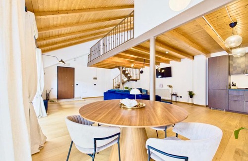 Old City Apartment | Blue Nest