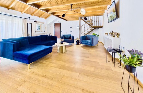 Old City Apartment | Blue Nest