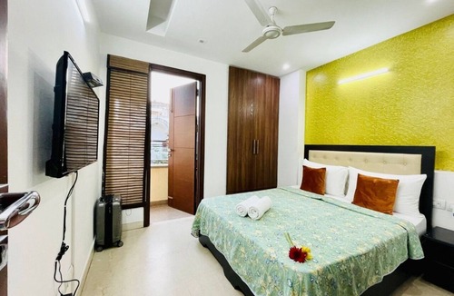Saket House | BluO Classic 1BHK - MAX Hospital Saket