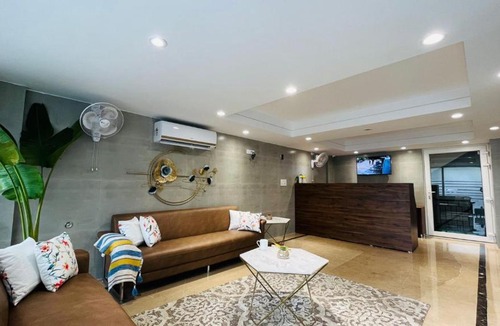 DLF Phase 3 Hotel | BluO Studio2 DLF Cybercity - Balcony, Gym TT, Lift