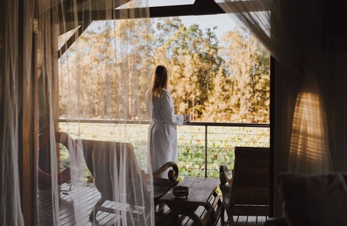 Lovedale Villa | Boathouse 2 - Hunter Valley Couples Retreat, Bathhouse 2 at Leaves and Fishes