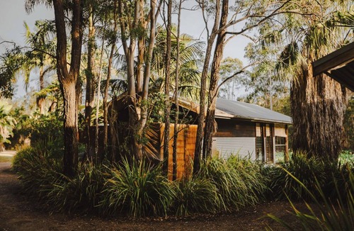 Lovedale Villa | Boathouse 4 - Hunter Valley Couples Retreat, Bathhouse 4 at Leaves and Fishes