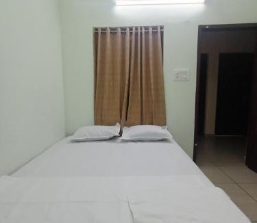 Alwaye Hotel | bohom STAYORA