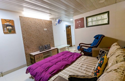 Parshwapuram Apartment | Bollywood Themed 1BHK Apartment in Lonavala