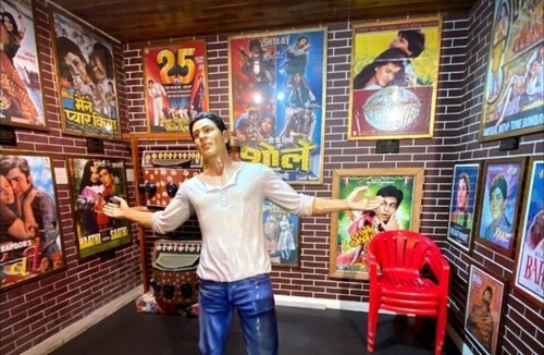 Sakinaka Apartment | Bollywood Tour Mumbai & SJ Studios is one of the finest film studios in Mumbai