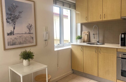 Bondi Junction Apartment | Bondi Central Garden Getaway