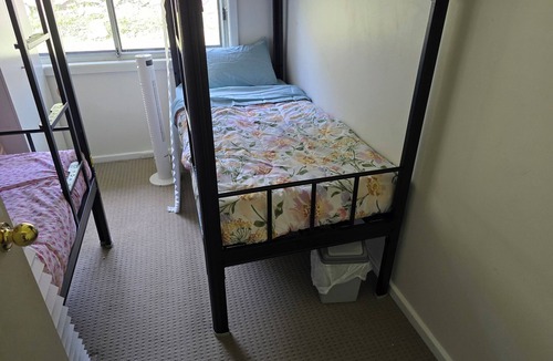 Ashcroft Hostel | Book a Bed in 2 Beds Female Dormitory