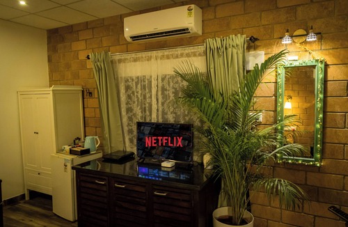 Mangalore Cottage | Boutique Eco Farmstay· Pet Friendly · Open Air Kitchen · Near Mangalore Airport