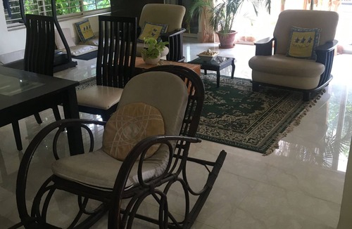 Bhubaneshwar Villa | Brahmani-The garden view suite in a Villa