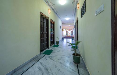 Udaipur City Centre Hostel | Braj Villa