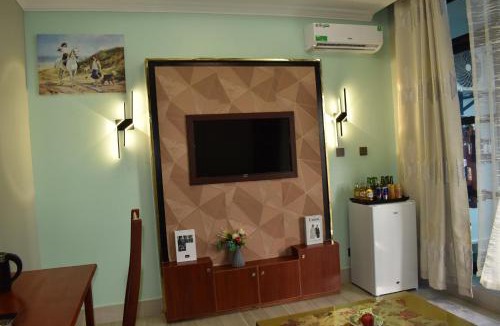 Tanzania Hotel | brand hotel